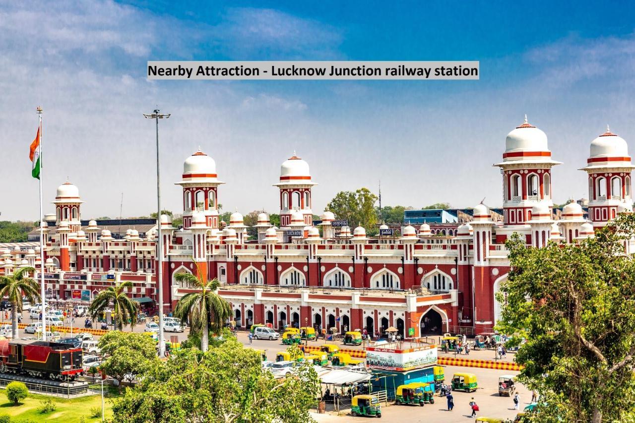 Hotel P R Palace Lucknow Exterior foto